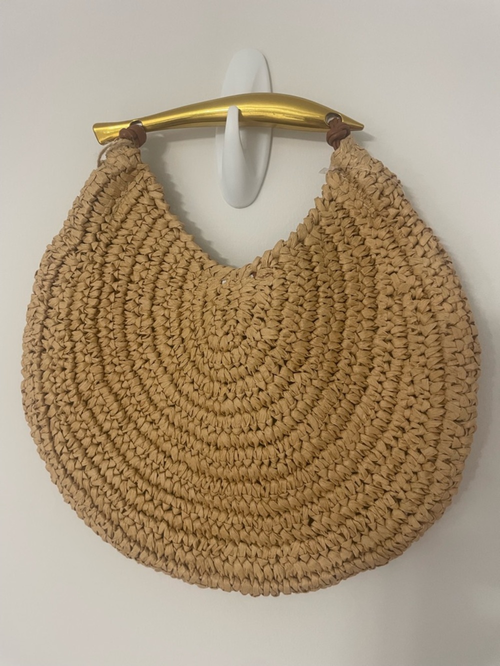 Antik Kraft Round Woven Shoulder Bag - Tan with Gold Handle